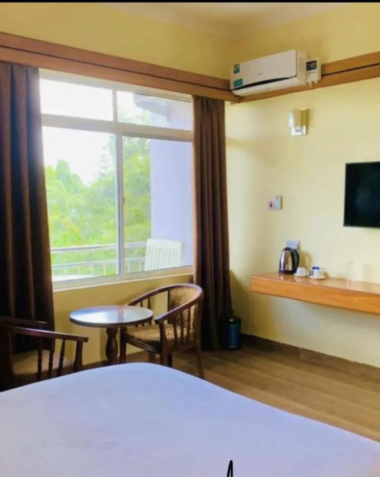 Royal Village Hotel โดโดมา ภายนอก รูปภาพ